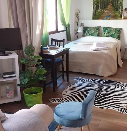 Valentina Apartment Madrid Exterior photo