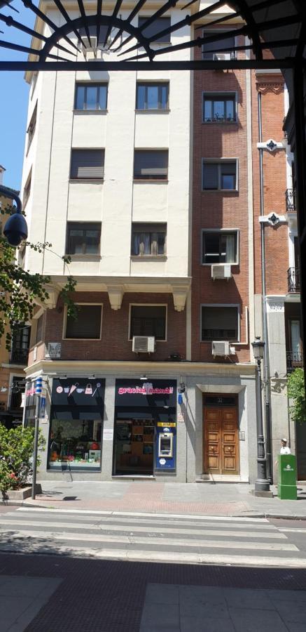 Valentina Apartment Madrid Exterior photo
